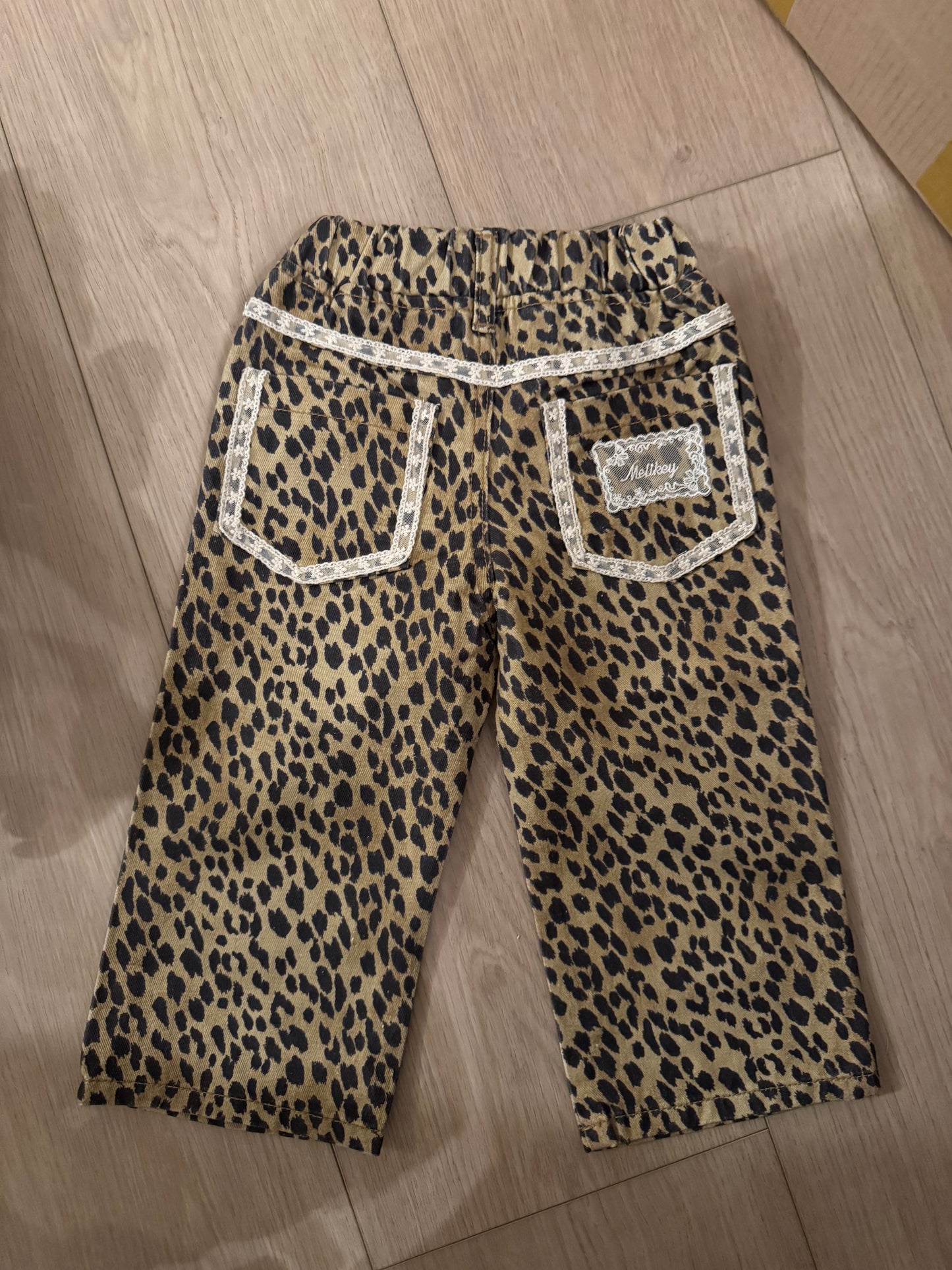 Leopard Jeans