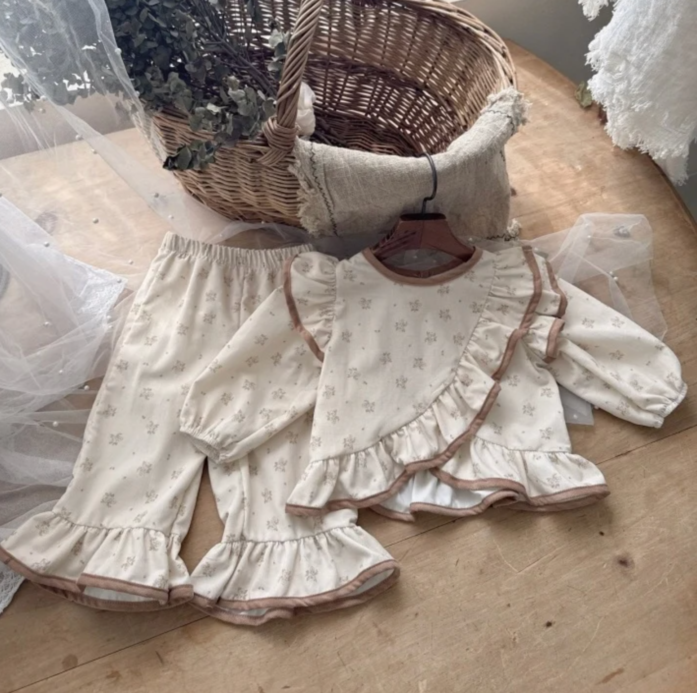 Lala Set (Antique Floral)