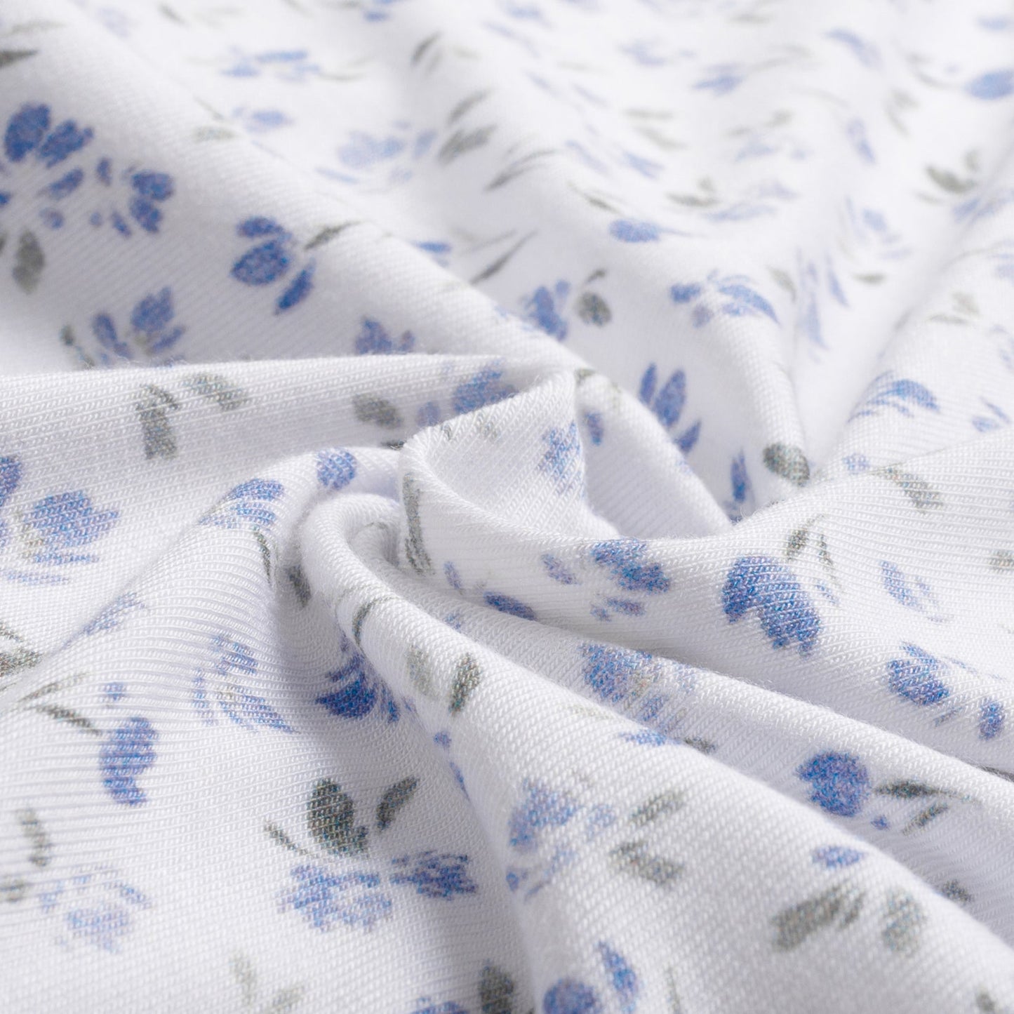 Bamboo Zip Sleeper in Ditsy Blue Floral